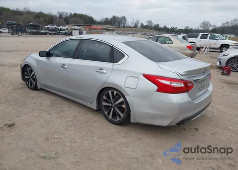 2016 Nissan Altima 2.5 Sr from USA, damaged, VIN 1N4AL3AP2GC173929